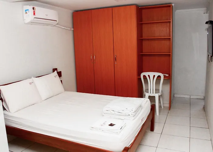River Class Hotel